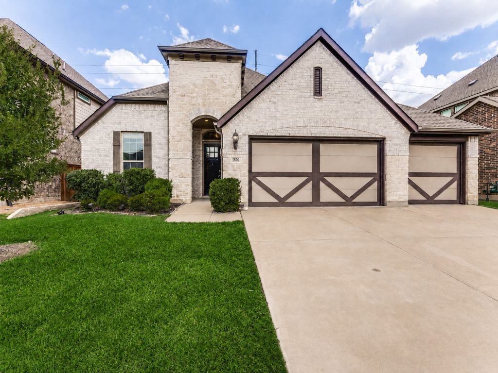 1520 Eleanor Drive, Fort Worth, TX 76052 — photo 1