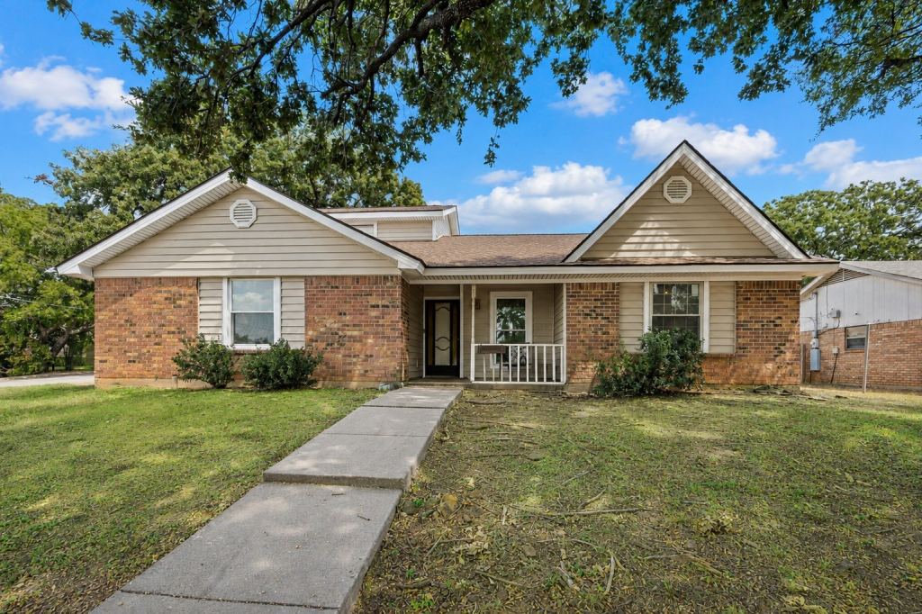 4601 Mandalay Drive, Arlington, TX 76016 — photo 1