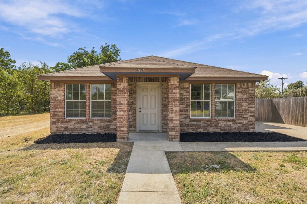 522 Lottie Street, Waco, TX 76704 — photo 1