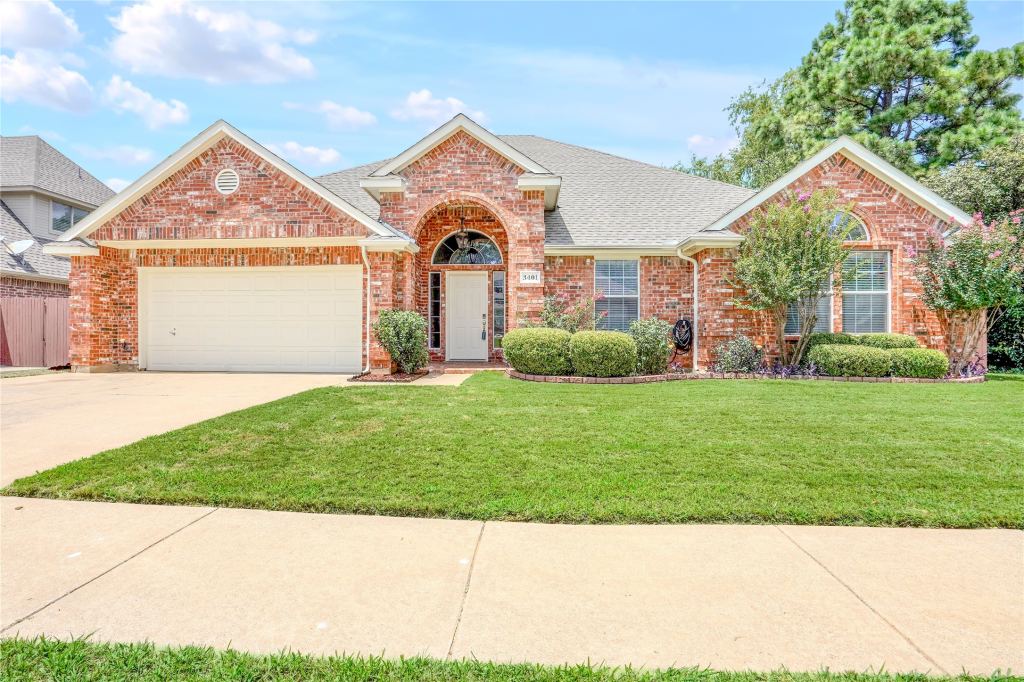 3401 Ledbetter Court, Arlington, TX 76001 — photo 1