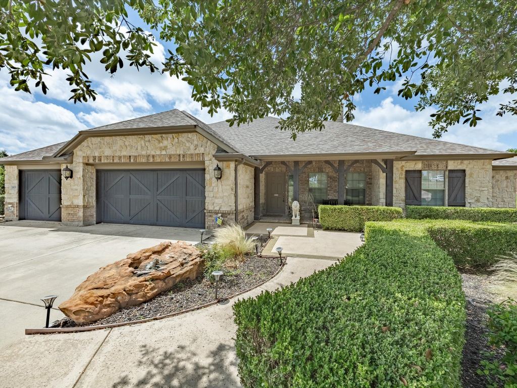 11029 Owl Creek Drive, Fort Worth, TX 76179 — photo 1