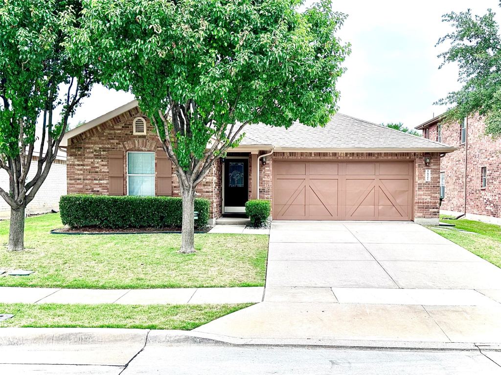 5921 Snow Creek Drive, The Colony, TX 75056 — photo 1