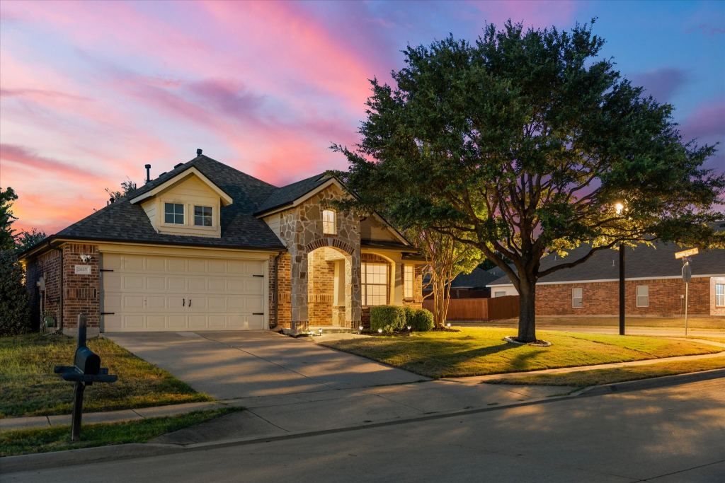 2037 Michelle Creek Drive, Little Elm, TX 75068 — photo 1