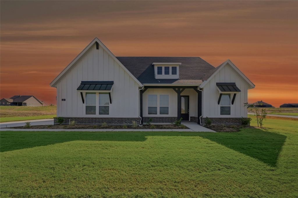 139 Big Sky Road, Decatur, TX 76234 — photo 1
