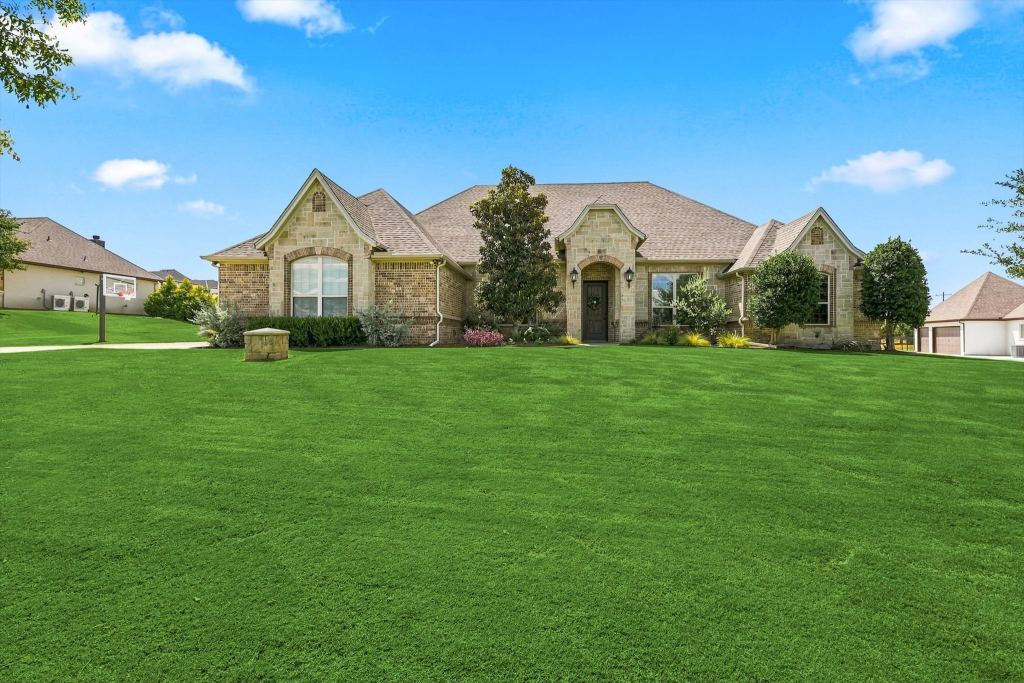 196 Bearclaw Circle, Aledo, TX 76008 — photo 1