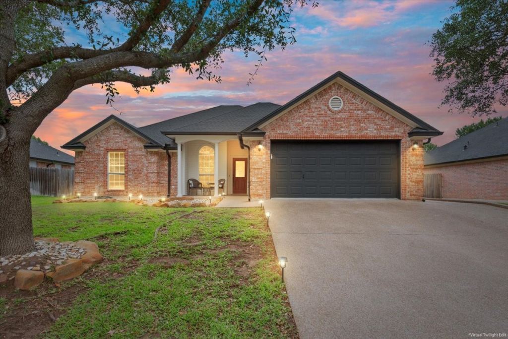 10517 Calaveras, Waco, TX 76708 — photo 1