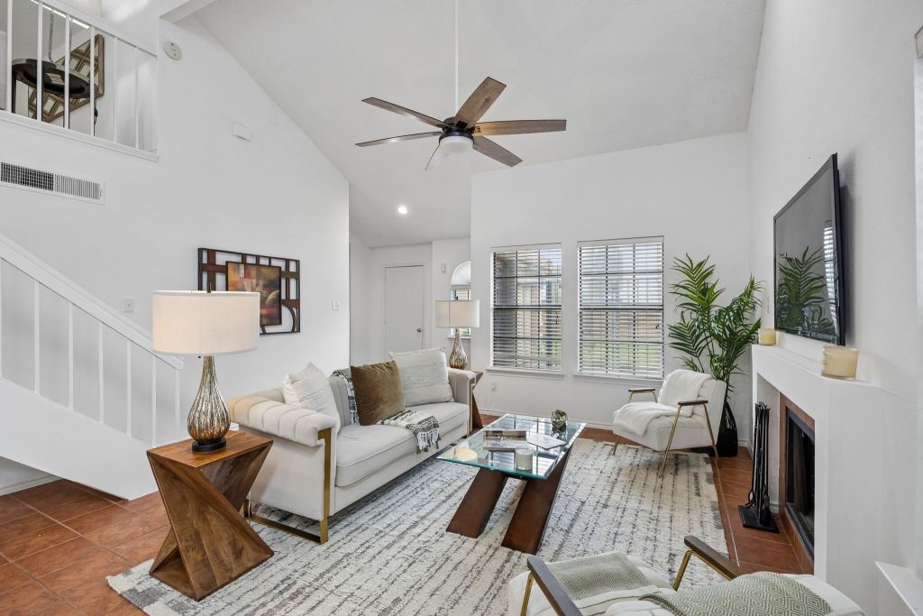 623 Rancho Circle, Irving, TX 75063 — photo 1