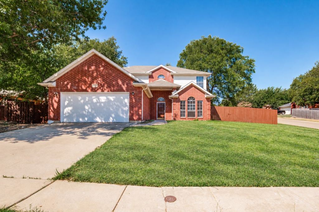 4503 Malvern Hill Road, Grand Prairie, TX 75052 — photo 1