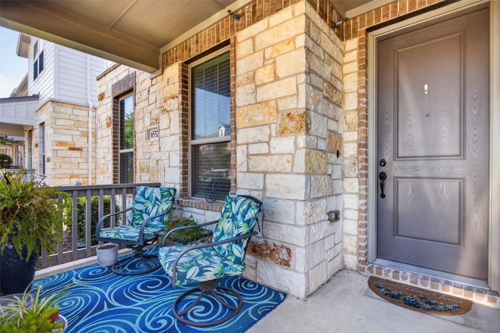 6532 Northern Dancer Drive, North Richland Hills, TX 76180 — photo 1