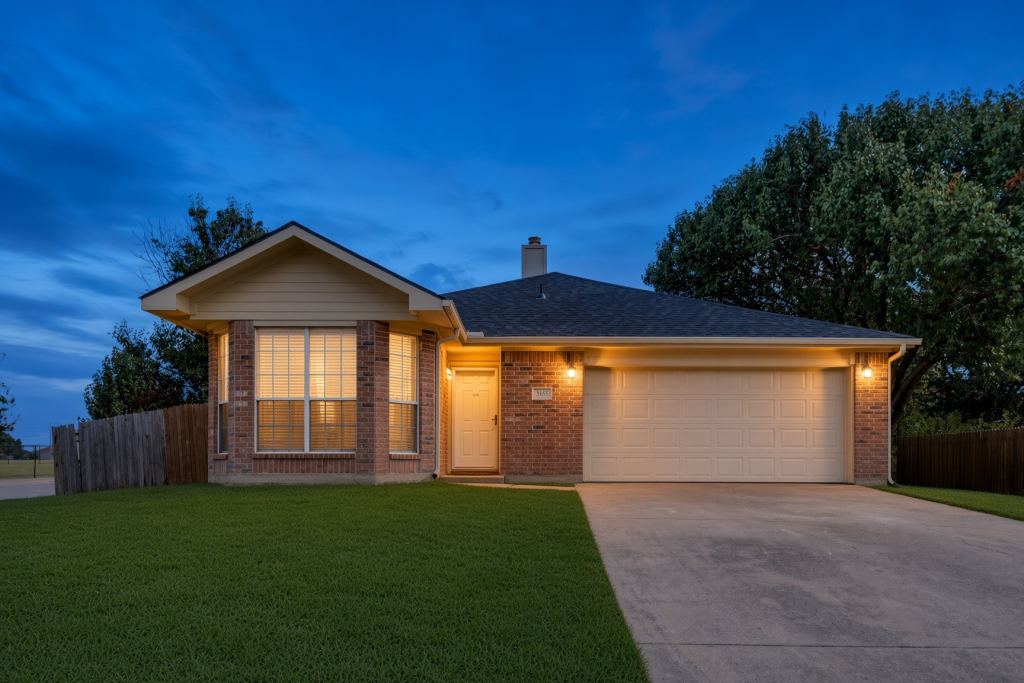 3155 Ponds Edge Trail