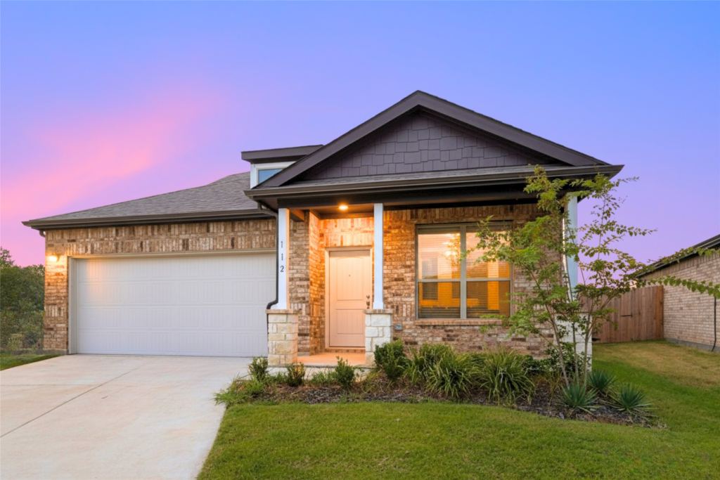 217 Still Glen Drive, Terrell, TX 75160 — photo 1