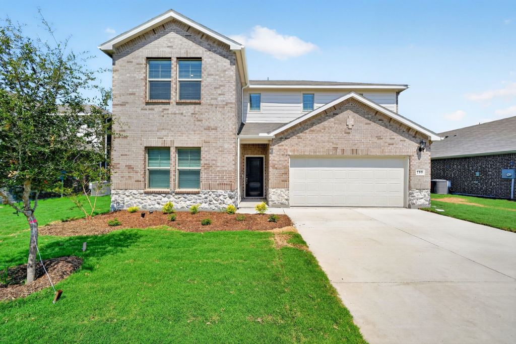180 Teton Street, Greenville, TX 75402 — photo 1