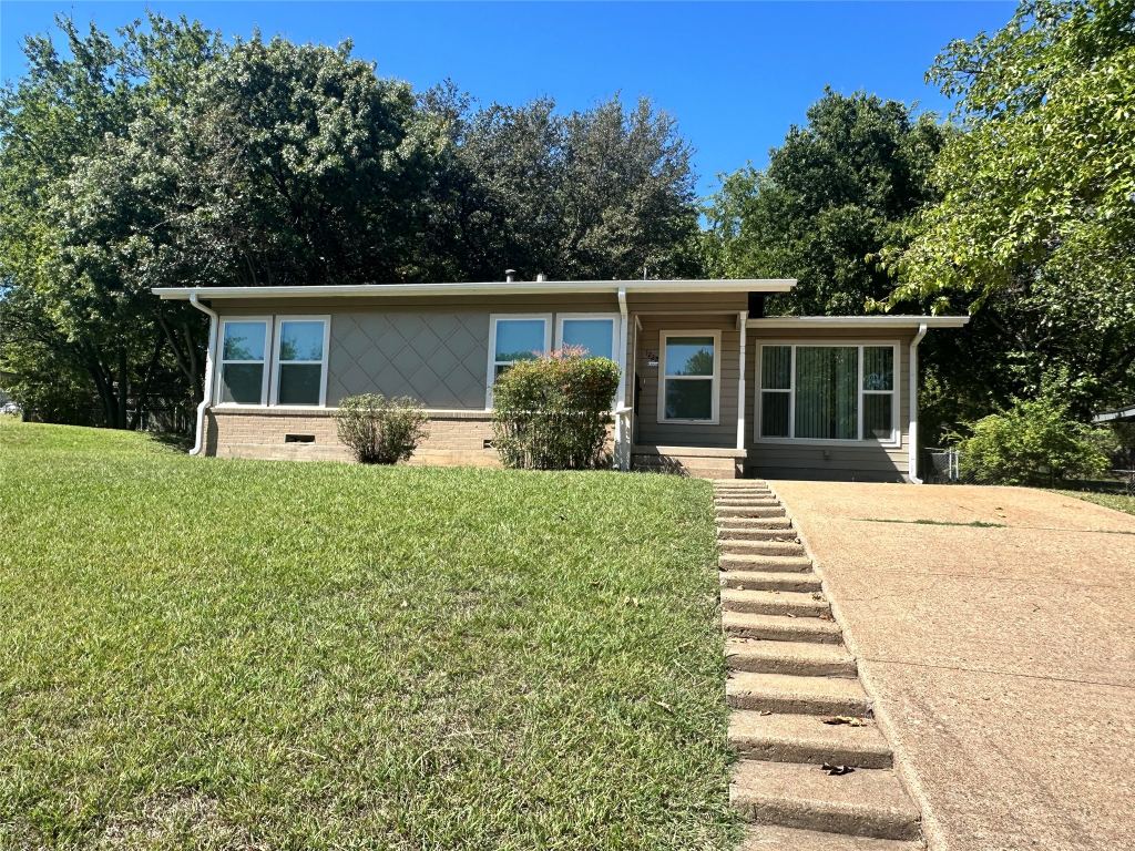 1222 S Lamar Street, Weatherford, TX 76086 — photo 1