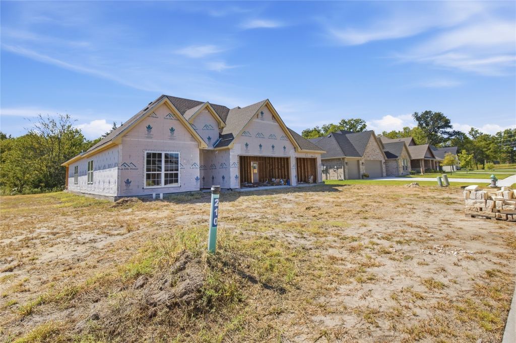 210 Trevor Lane, Greenville, TX 75402 — photo 1