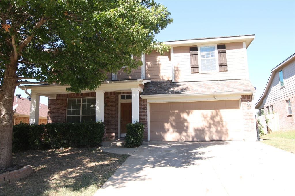 3613 Hudgins Ranch Road, Fort Worth, TX 76262 — photo 1