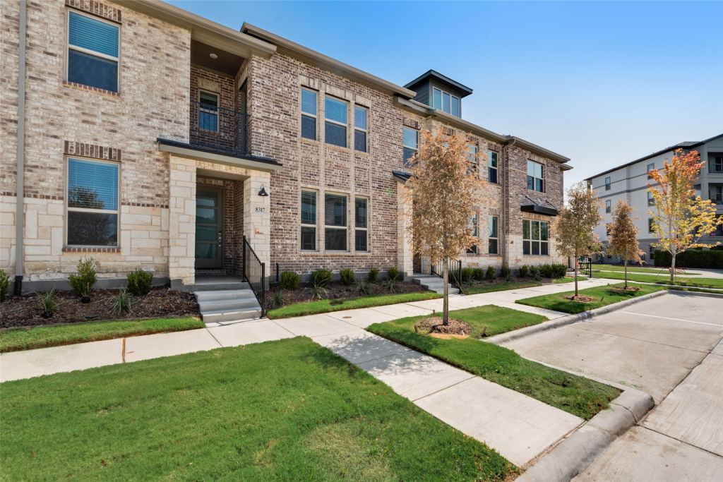 8317 Bayside Drive, Rowlett, TX 75088 — photo 1