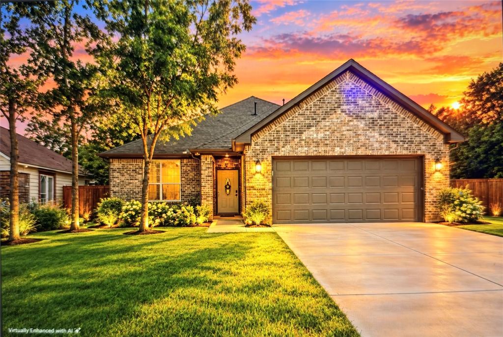 820 N Wood Street, Denton, TX 76209 — photo 1