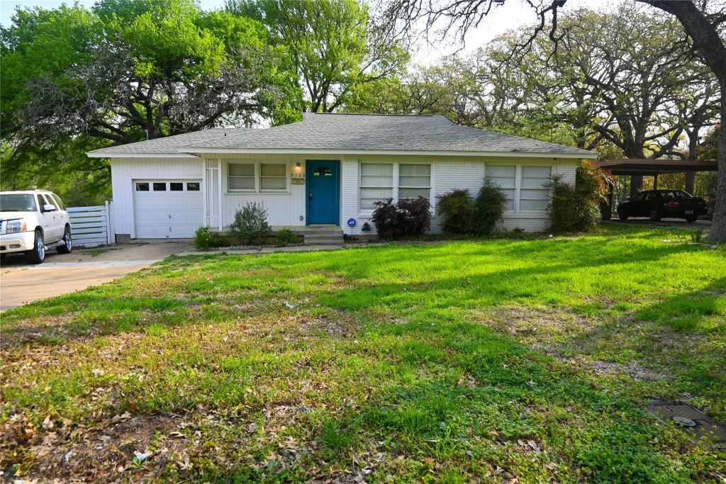 5133 Malinda Lane N, Fort Worth, TX 76112 — photo 1