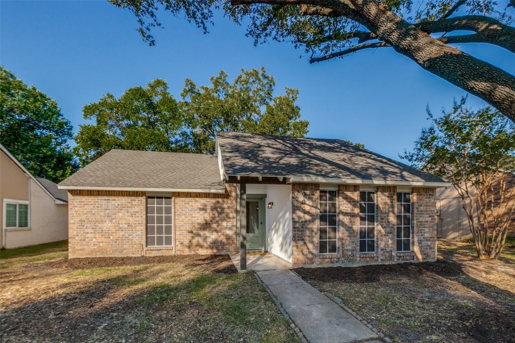 909 Maydelle Lane, Garland, TX 75042 — photo 1