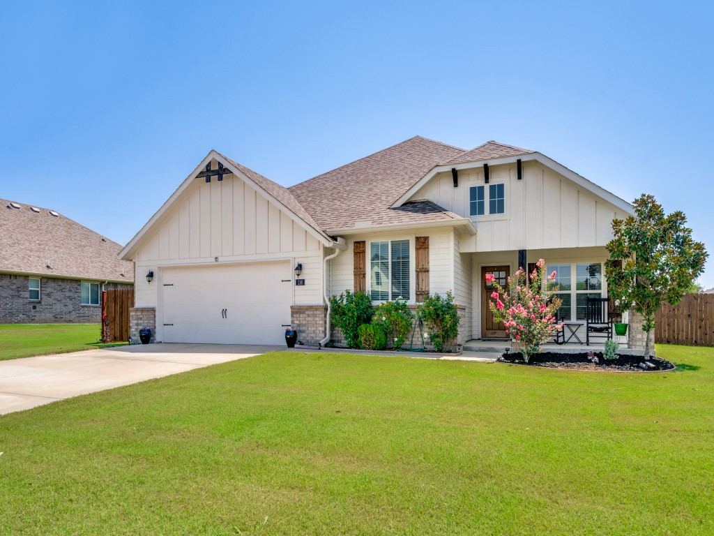116 Kens Court, Pilot Point, TX 76258 — photo 1
