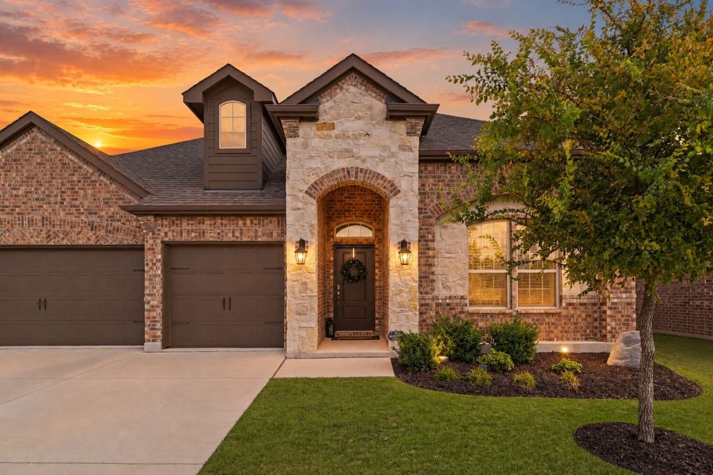 3520 Tunnel Avenue, Aubrey, TX 76227 — photo 1