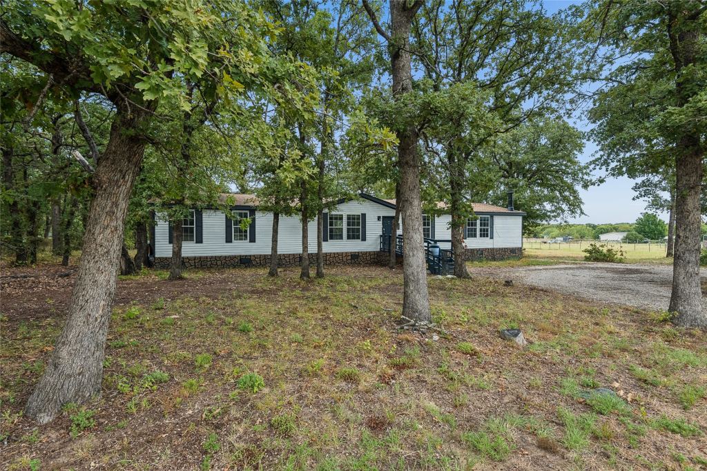 104 Arunda Court, Weatherford, TX 76085 — photo 1
