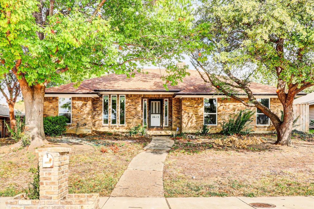2615 Dove Creek Lane, Carrollton, TX 75006 — photo 1