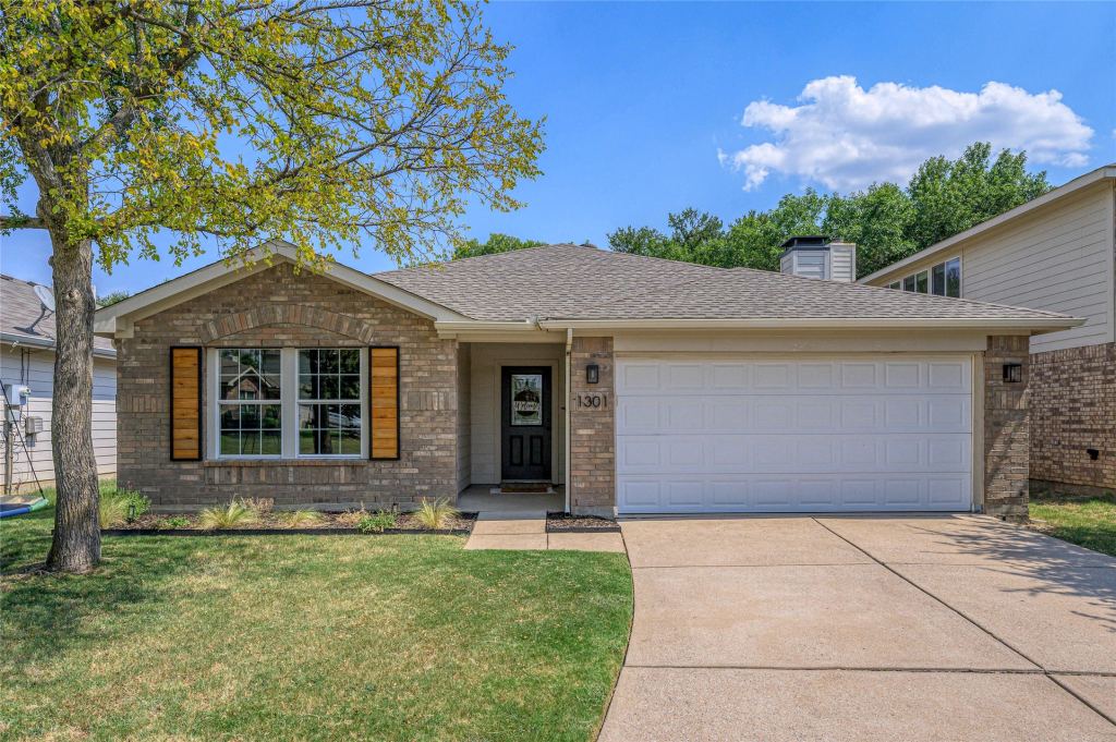 1301 Oak Hollow Lane, Anna, TX 75409 — photo 1