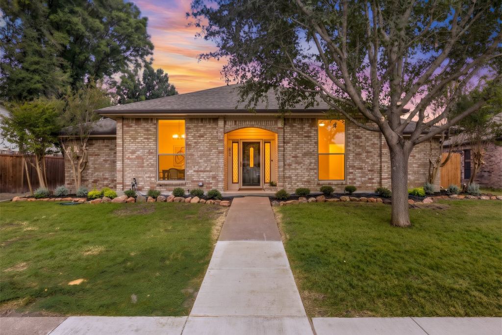 514 Ridgegate Drive