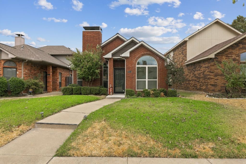 2031 Greenview Drive A, Carrollton, TX 75010 — photo 1