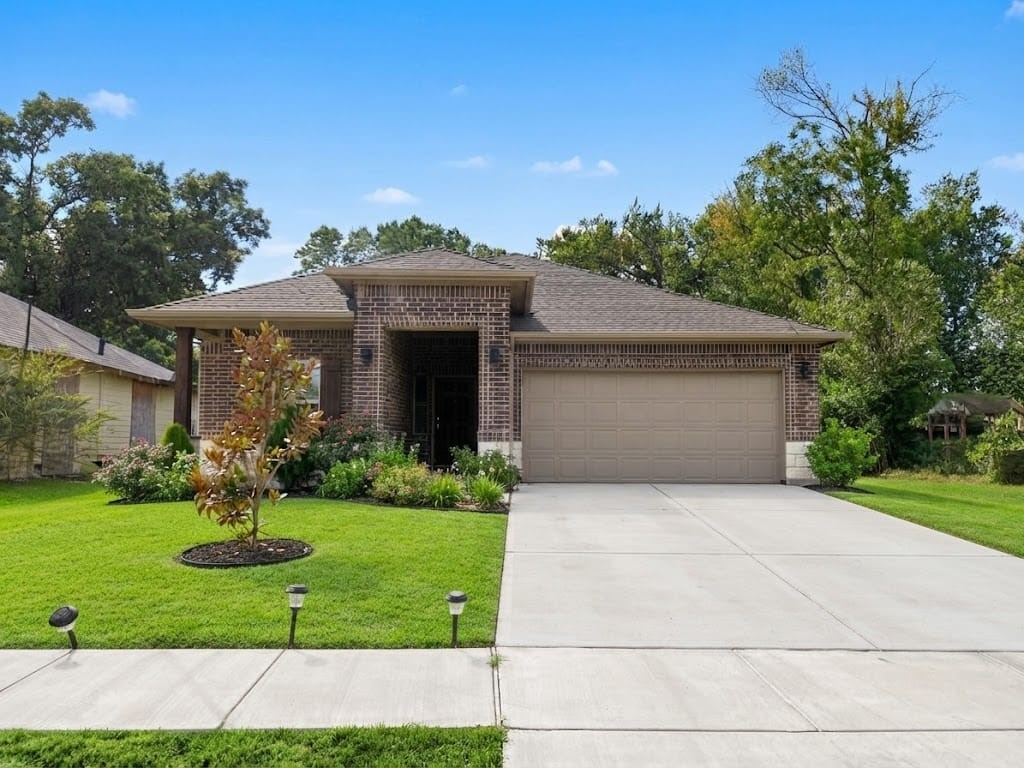 924 S Frances Street, Terrell, TX 75160 — photo 1