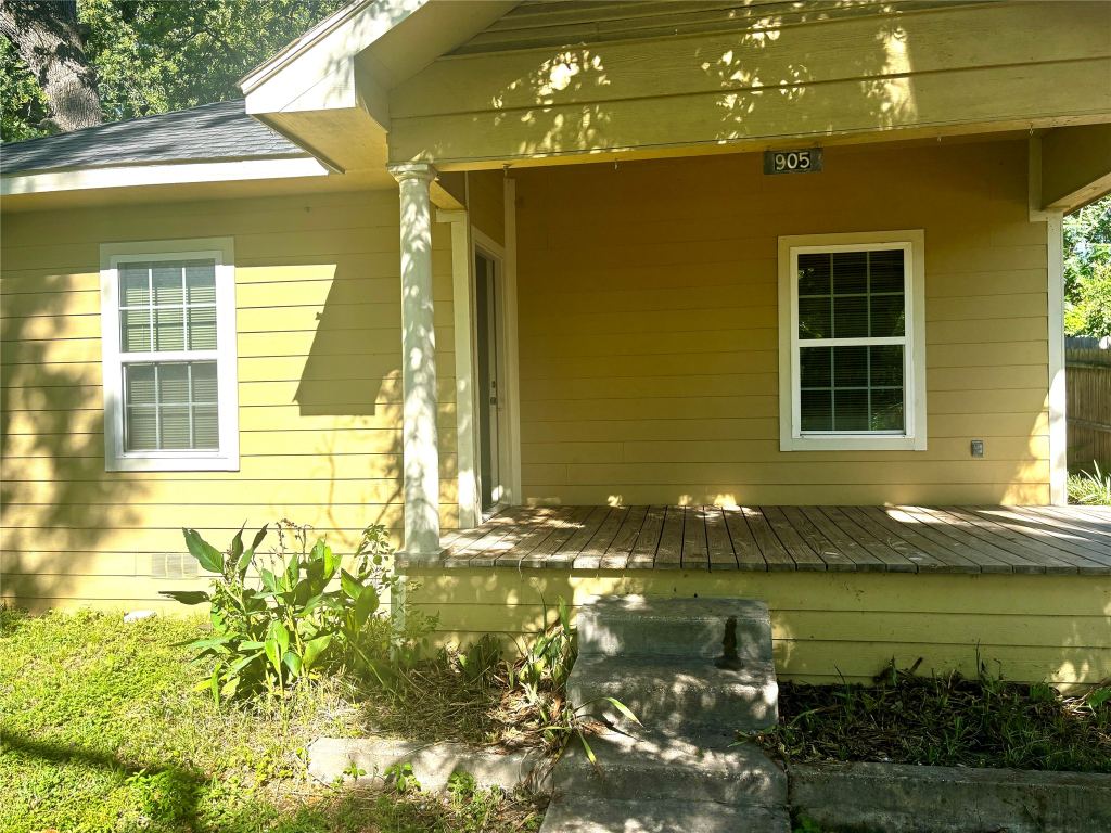 905 Isbell Road, Fort Worth, TX 76114 — photo 1