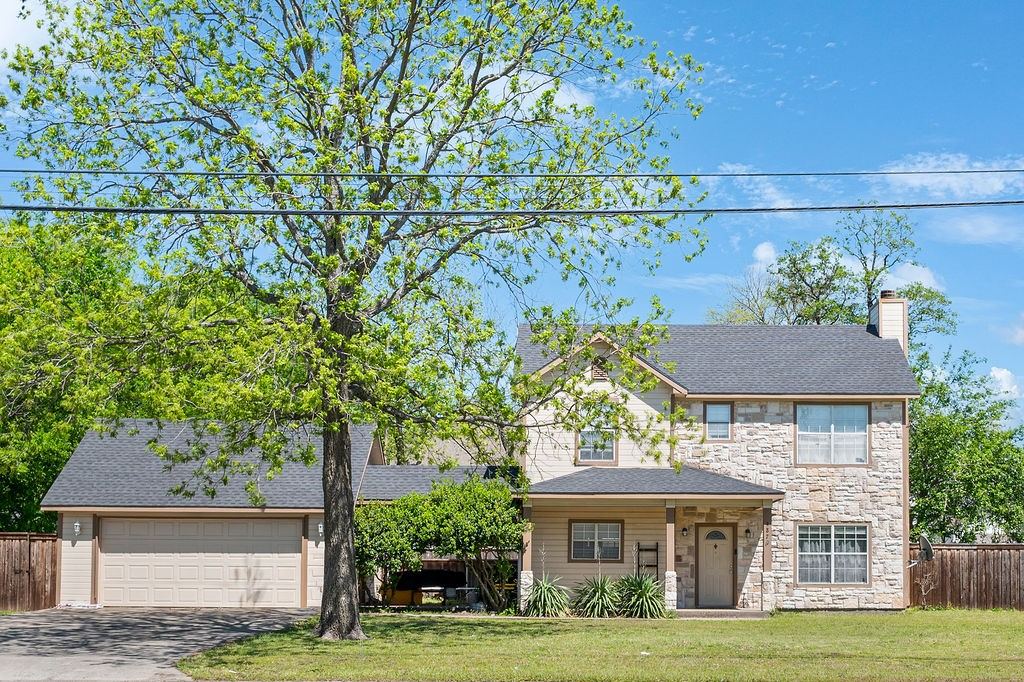 487 S Waco Street, Van Alstyne, TX 75495 — photo 1