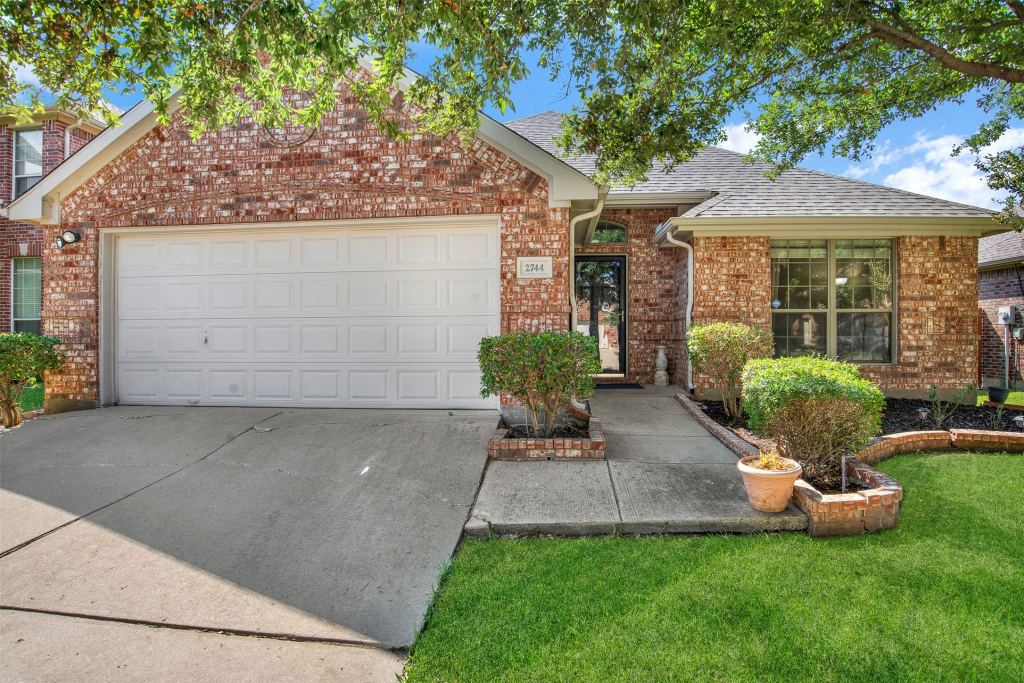 2744 Cascade Cove Drive, Little Elm, TX 75068 — photo 1