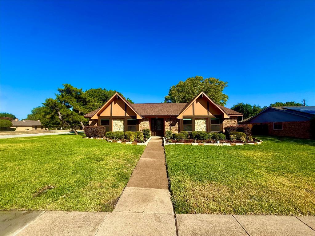 442 Valley Glen Drive