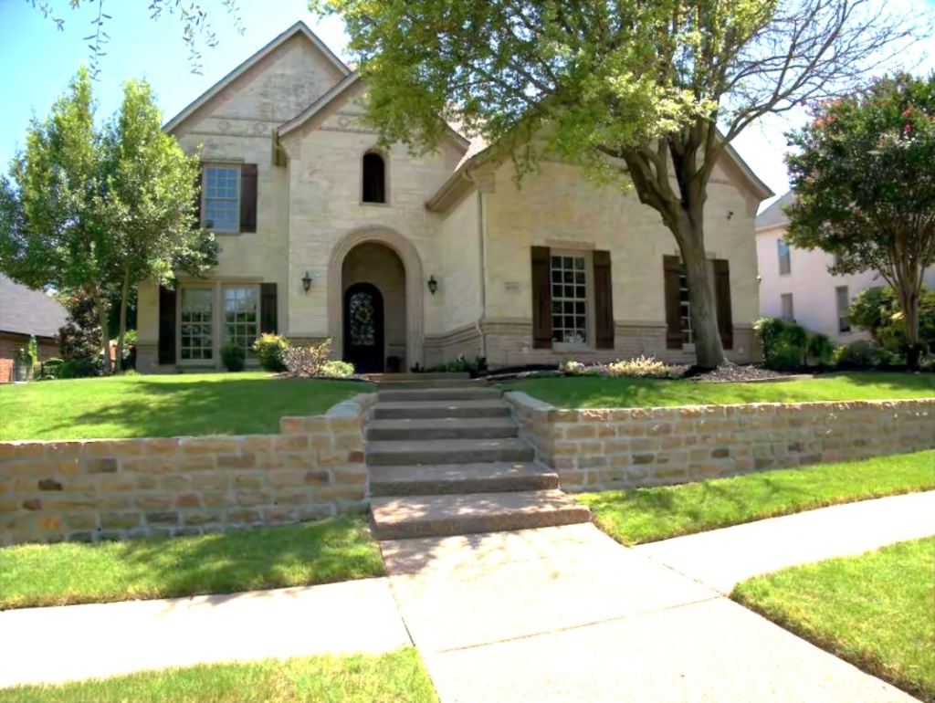 2310 Castle Creek Drive, Mansfield, TX 76063 — photo 1