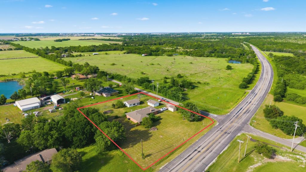 11800 Hallmark Street, Greenville, TX 75402 — photo 1