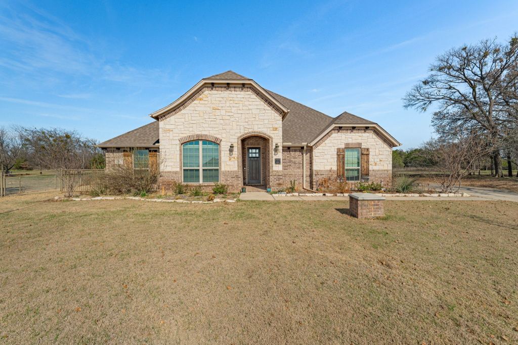 1062 Rio Grande Way, Weatherford, TX 76087 — photo 1