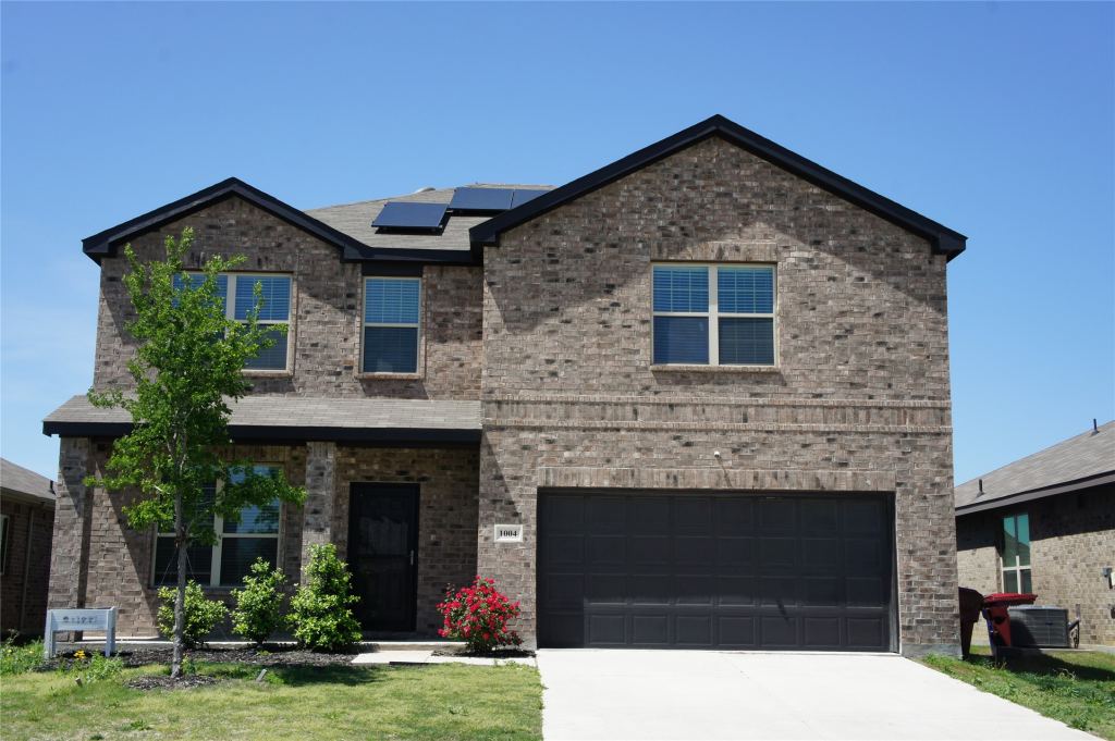 1004 Waverly Drive, Van Alstyne, TX 75495 — photo 1