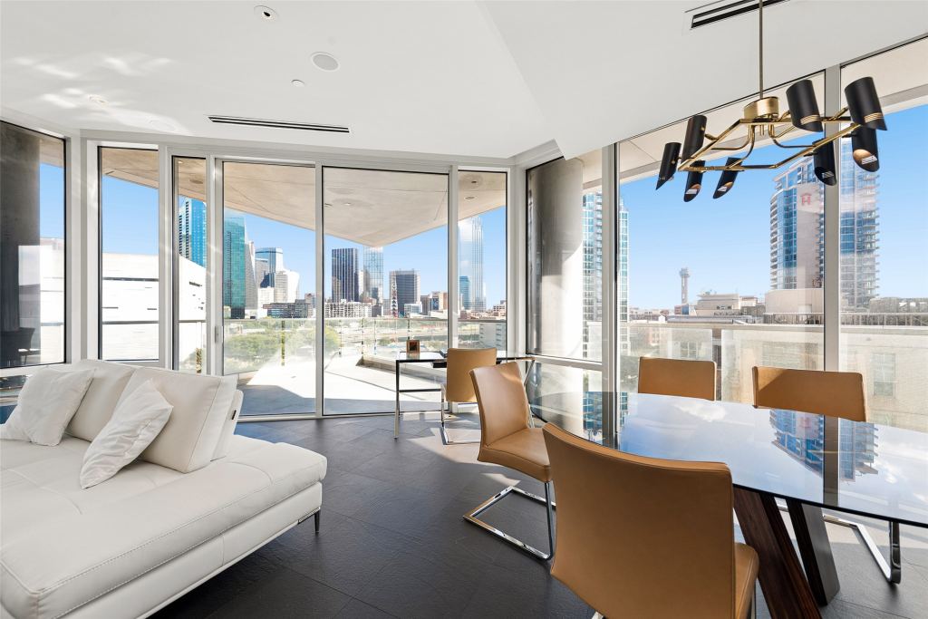 2408 Victory Park Lane 735, Dallas, TX 75219 — photo 1