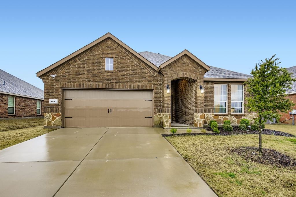 4347 Paxton Drive, Forney, TX 75126 — photo 1
