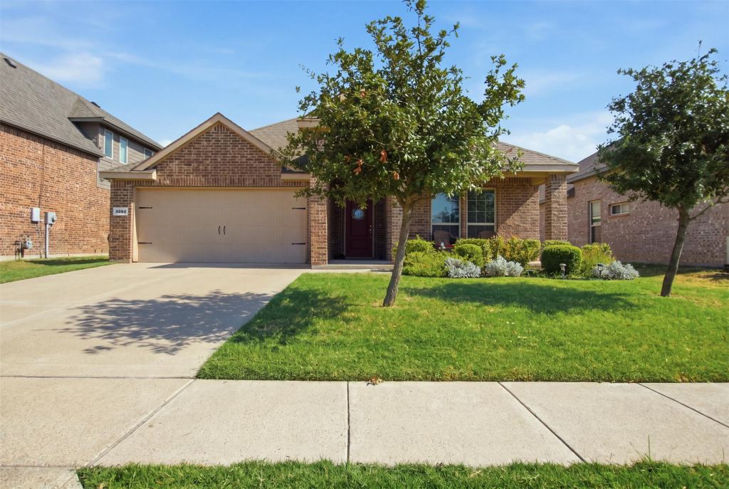 3204 Clear Creek Drive, Royse City, TX 75189 — photo 1
