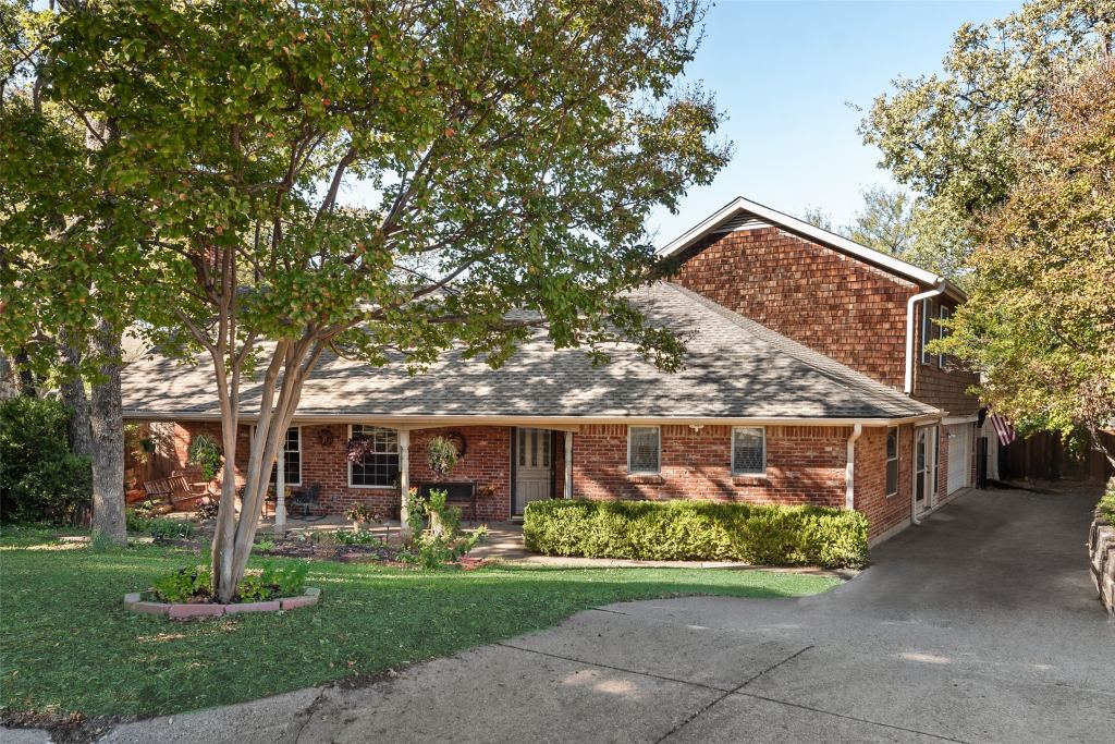 1719 Autumn Lane, Arlington, TX 76012 — photo 1