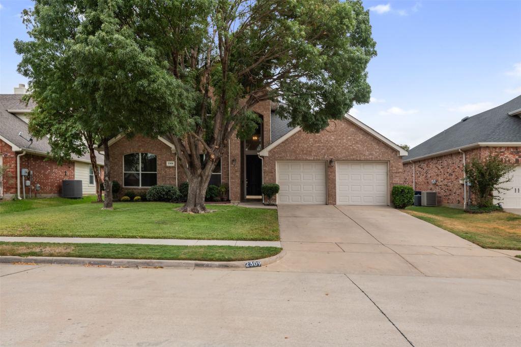 2309 Tahoe Lane, Denton, TX 76210 — photo 1
