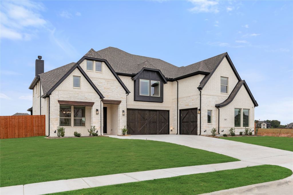 151 Memory Lane, Waxahachie, TX 75165 — photo 1
