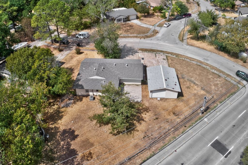 2402 Loyce Drive, Mesquite, TX 75149 — photo 1