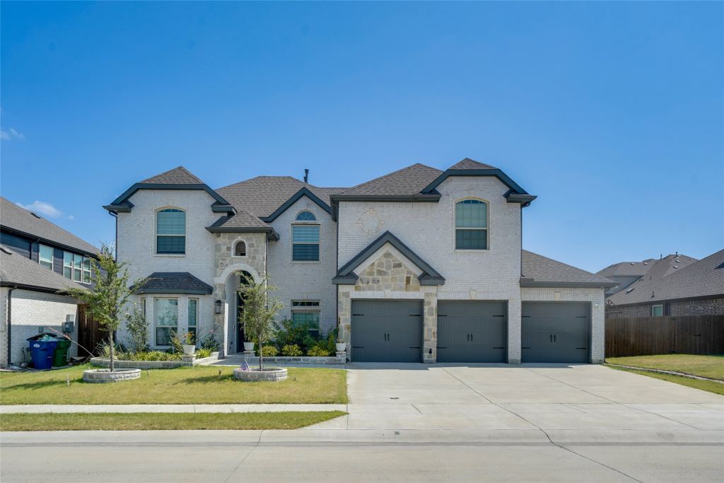 727 Stearman Lane, Fate, TX 75087 — photo 1