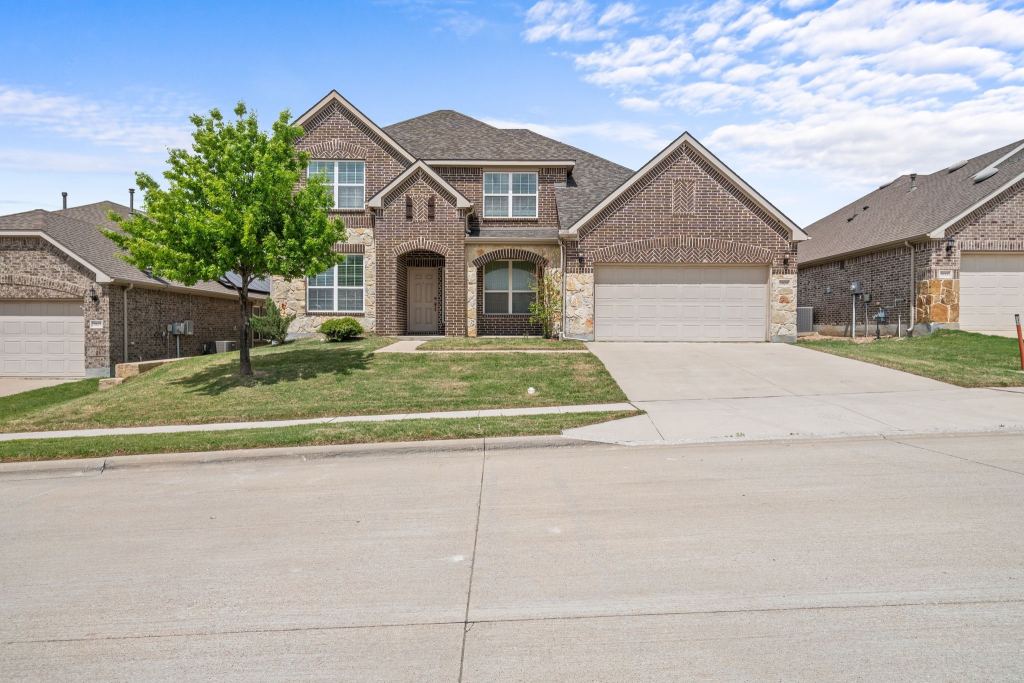 1929 Brahorn Lane, Fort Worth, TX 76131 — photo 1