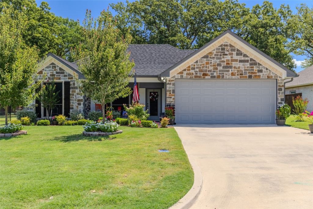 123 Oak Street, Emory, TX 75440 — photo 1