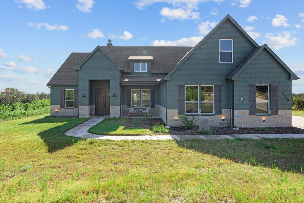 2100 Shady Grove Road, Weatherford, TX 76088 — photo 1
